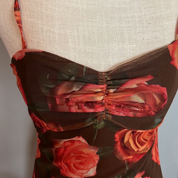Rose Print Mesh Layered Maxi Dress with Adjustable Straps/ Size Small - Picture 5 of 9